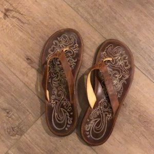 OluKai Women’s Leather Beach Sandals